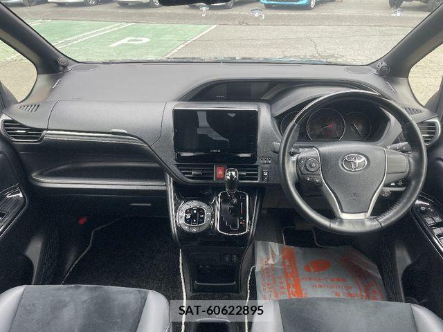 Toyota ESQUIRE 2020-07 4940134-4