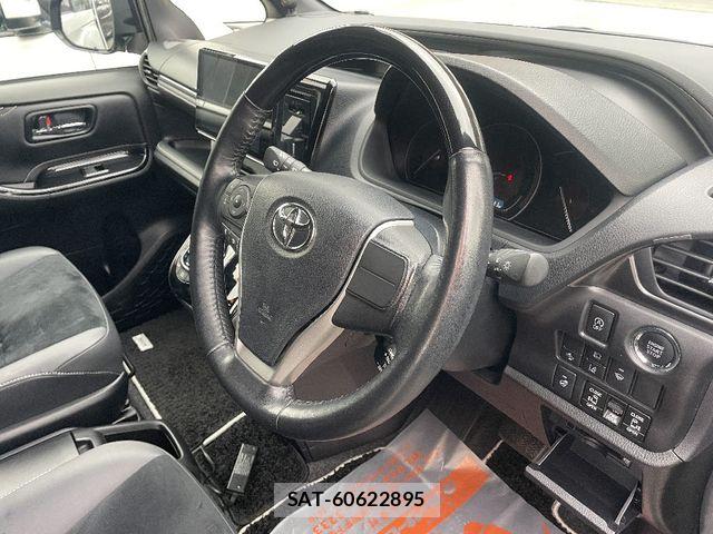 Toyota ESQUIRE 2020-07 4940134-6