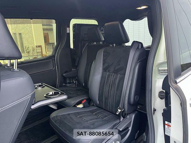 Toyota ESQUIRE 2021-03 6243856-12