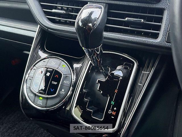 Toyota ESQUIRE 2021-03 6243856-19