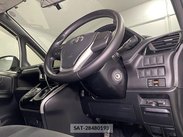 Toyota ESQUIRE 2015-03 6611735-19