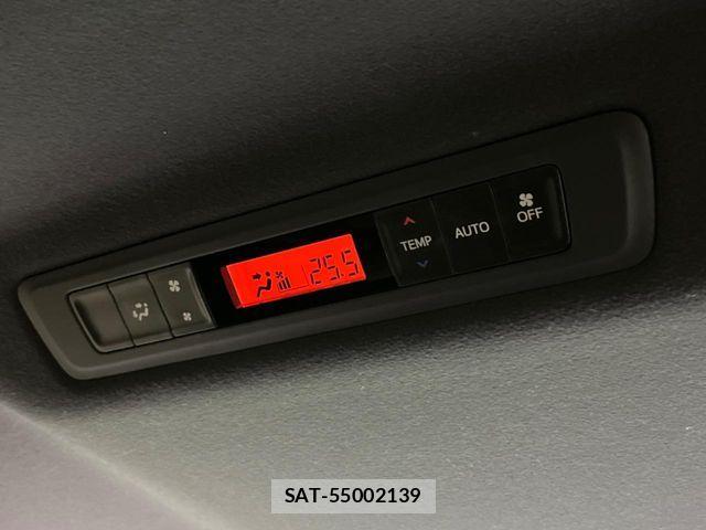 Toyota ESQUIRE 2018-02 6641526-6