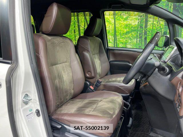 Toyota ESQUIRE 2018-02 6641526-7