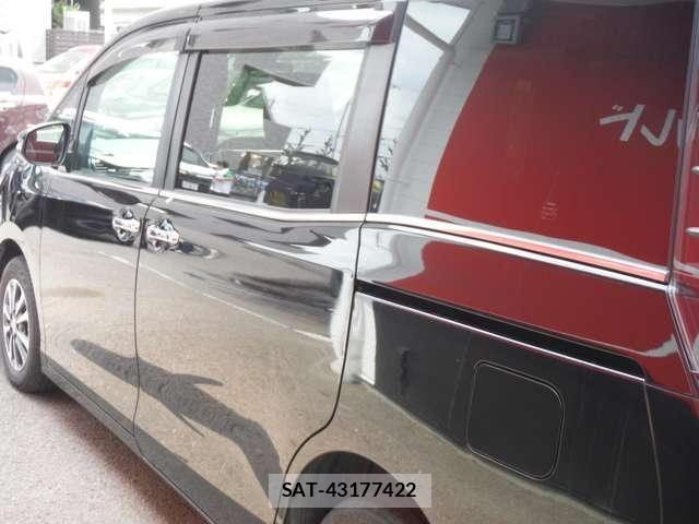 Toyota ESQUIRE 2020-12 6671227-8