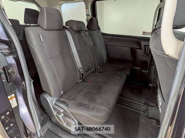 Toyota ESQUIRE 2017-04 6671230-5