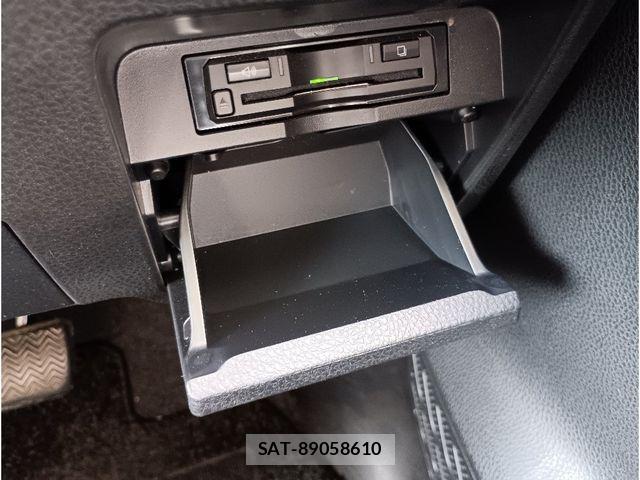 Toyota ESQUIRE 2015-01 6671226-15