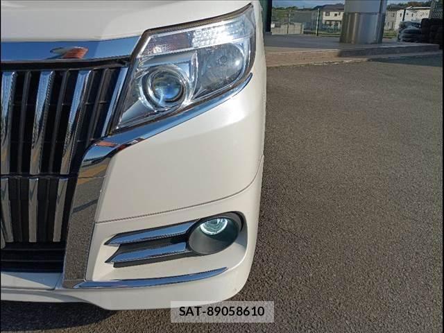 Toyota ESQUIRE 2015-01 6671226-17