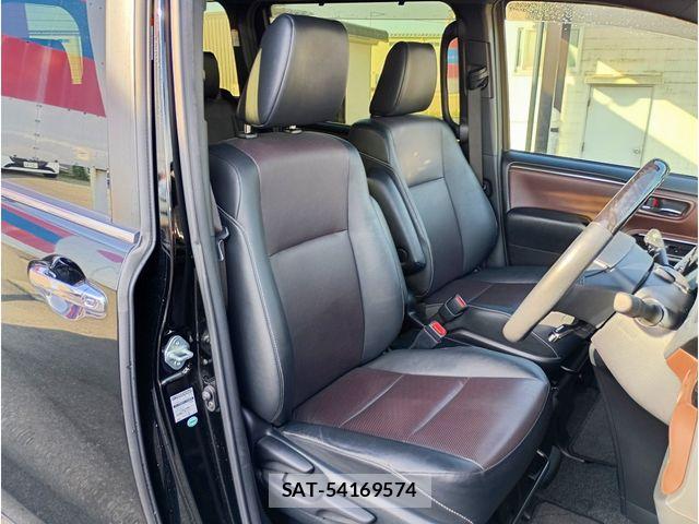 Toyota ESQUIRE 2018-03 6683763-14