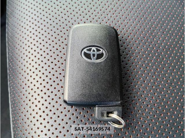Toyota ESQUIRE 2018-03 6683763-16