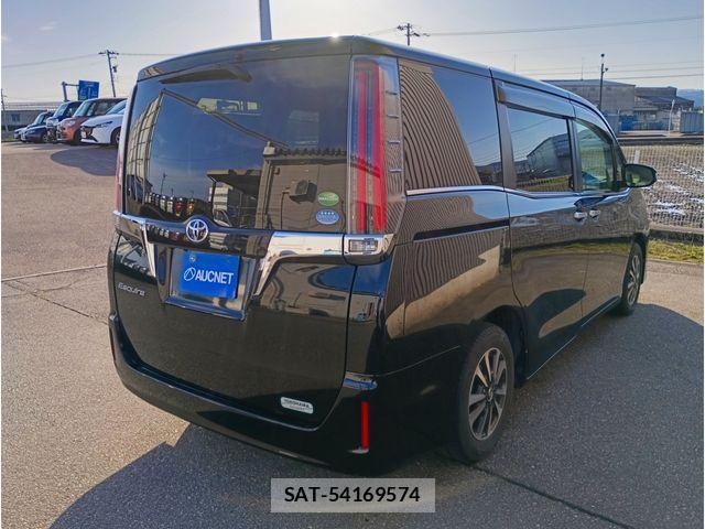 Toyota ESQUIRE 2018-03 6683763-2