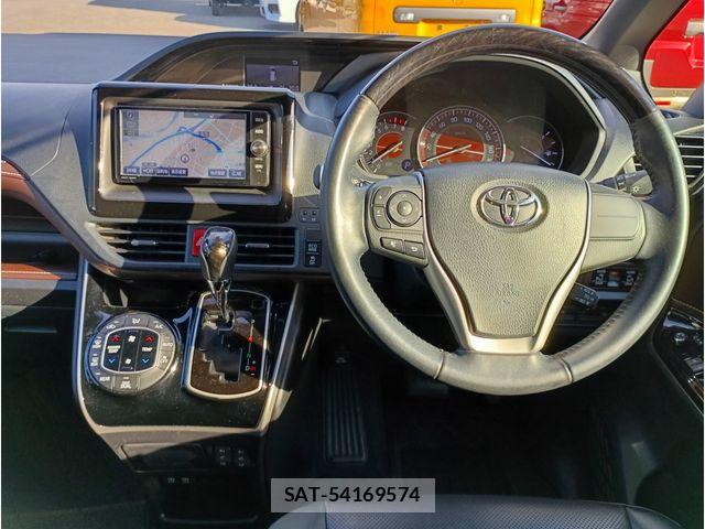 Toyota ESQUIRE 2018-03 6683763-6