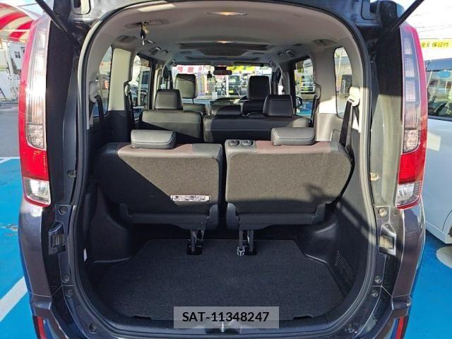 Toyota ESQUIRE 2016-01 6682652-24