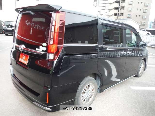Toyota ESQUIRE 2015-09 6691015-10