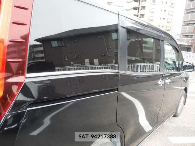 Toyota ESQUIRE 2015-09 6691015-12