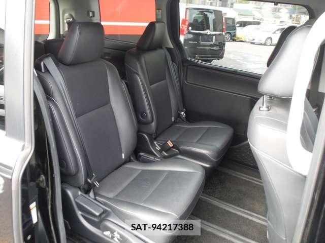 Toyota ESQUIRE 2015-09 6691015-17