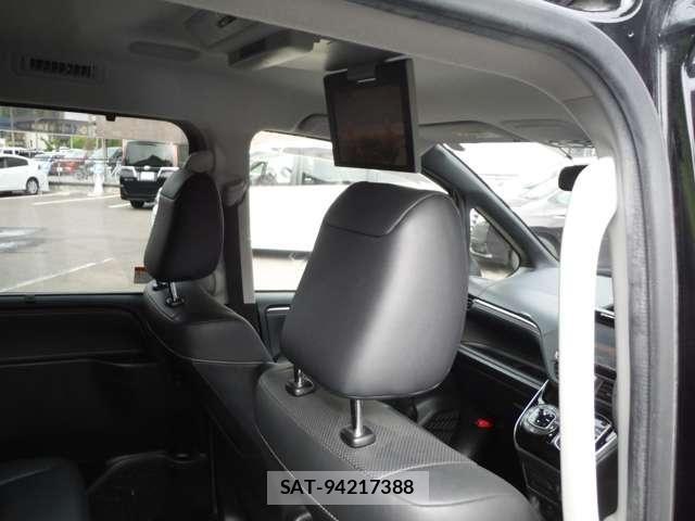 Toyota ESQUIRE 2015-09 6691015-19