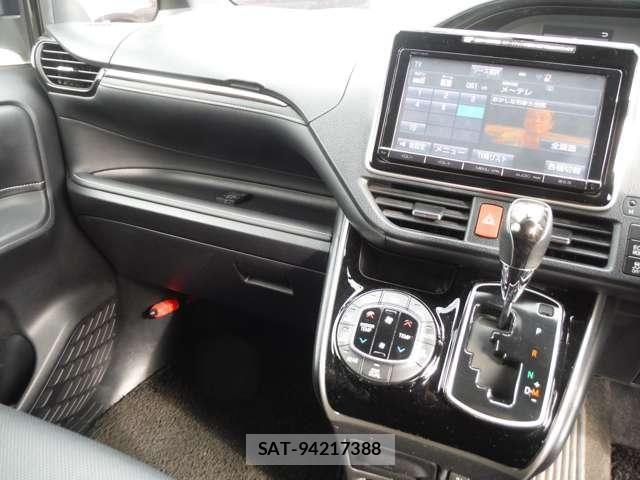 Toyota ESQUIRE 2015-09 6691015-22