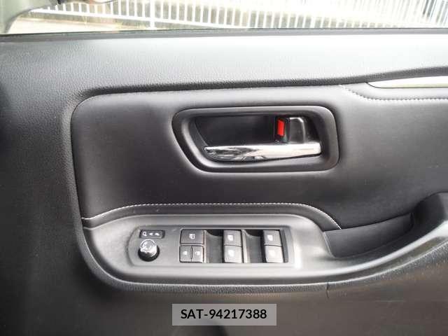 Toyota ESQUIRE 2015-09 6691015-29