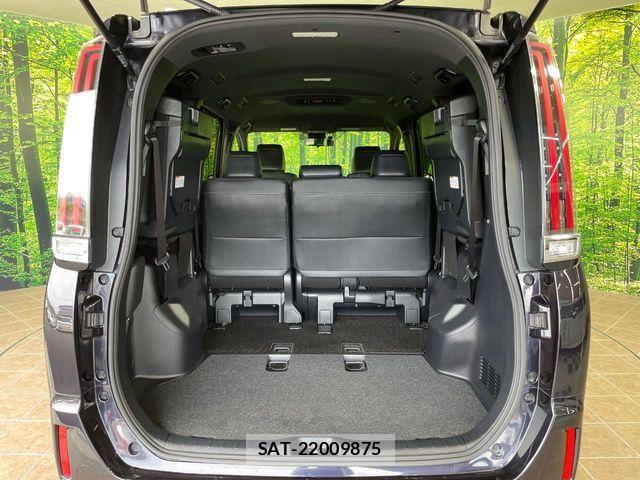Toyota ESQUIRE 2017-11 6716102-10