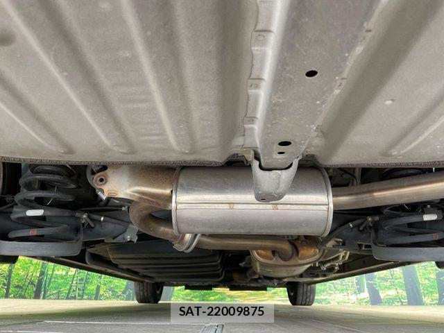 Toyota ESQUIRE 2017-11 6716102-19