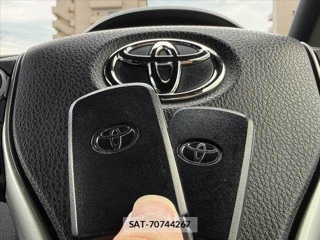 Toyota ESQUIRE 2020-02 6751478-22
