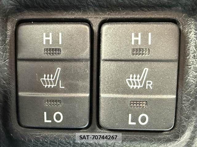Toyota ESQUIRE 2020-02 6751478-25