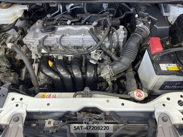 Toyota ESQUIRE 2017-12 6751477-18