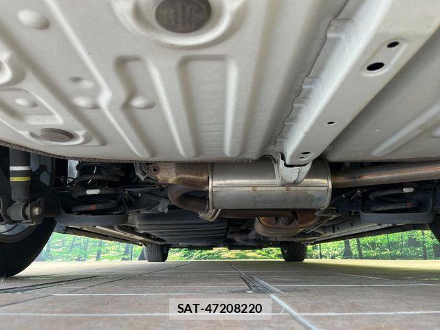 Toyota ESQUIRE 2017-12 6751477-19