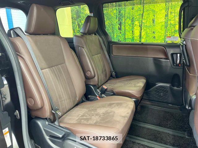 Toyota ESQUIRE 2019-04 6814845-8