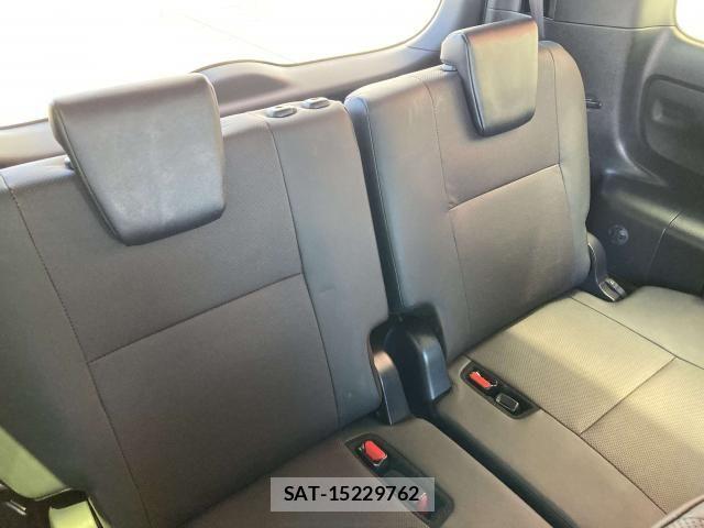 Toyota ESQUIRE 2020-09 6814842-23