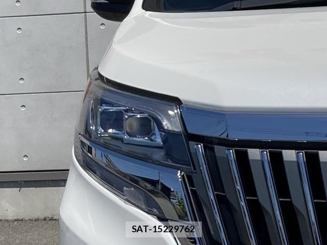 Toyota ESQUIRE 2020-09 6814842-8