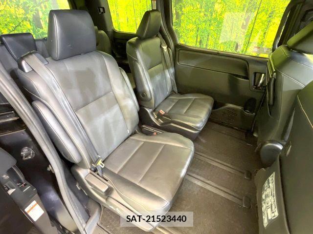 Toyota ESQUIRE 2017-10 6904770-8