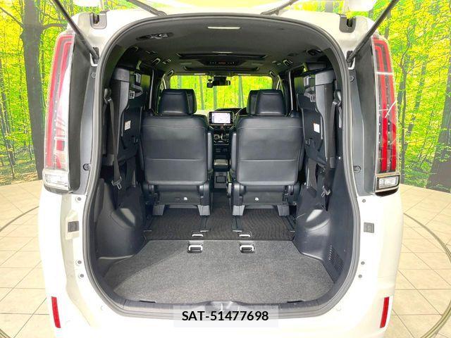 Toyota ESQUIRE 2017-10 6904762-10