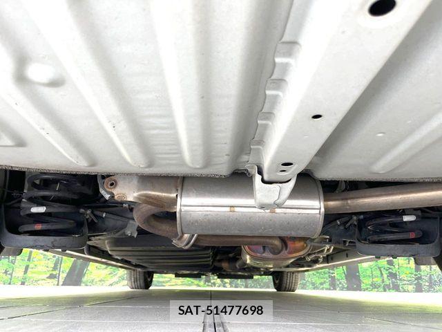 Toyota ESQUIRE 2017-10 6904762-19