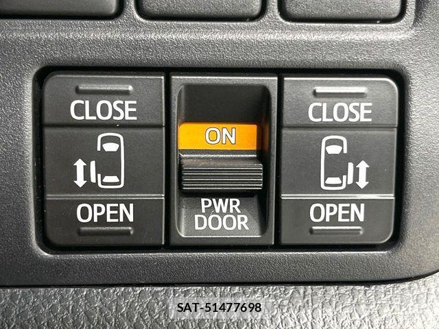 Toyota ESQUIRE 2017-10 6904762-3