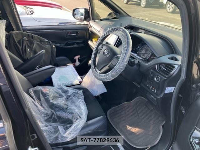 Toyota ESQUIRE 2020-01 6904761-14