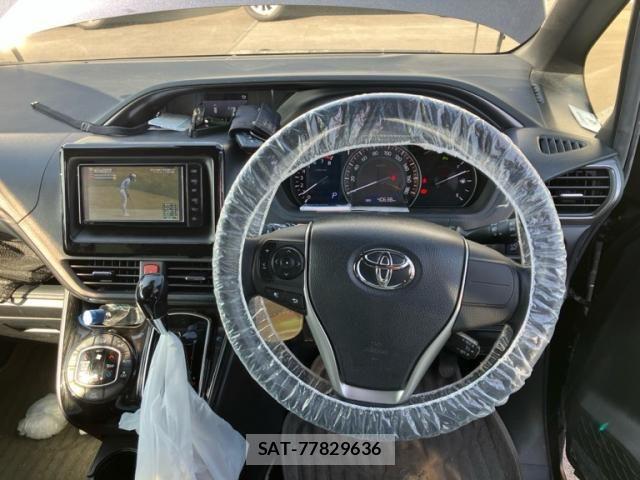 Toyota ESQUIRE 2020-01 6904761-17