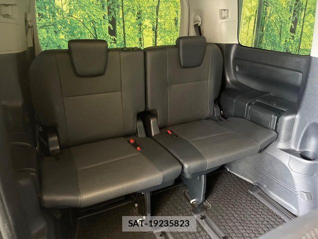 Toyota ESQUIRE 2015-08 6904767-9