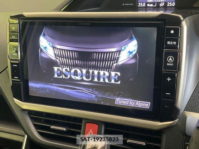 Toyota ESQUIRE 2015-08 6904767-2