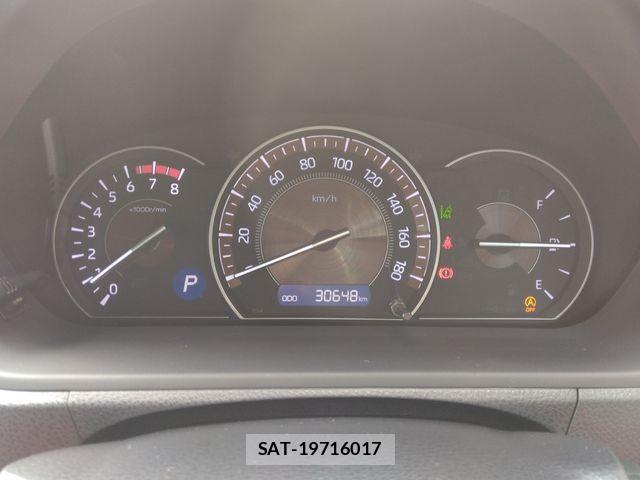 Toyota ESQUIRE 2017-09 6904771-20