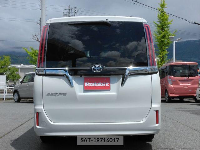 Toyota ESQUIRE 2017-09 6904771-6