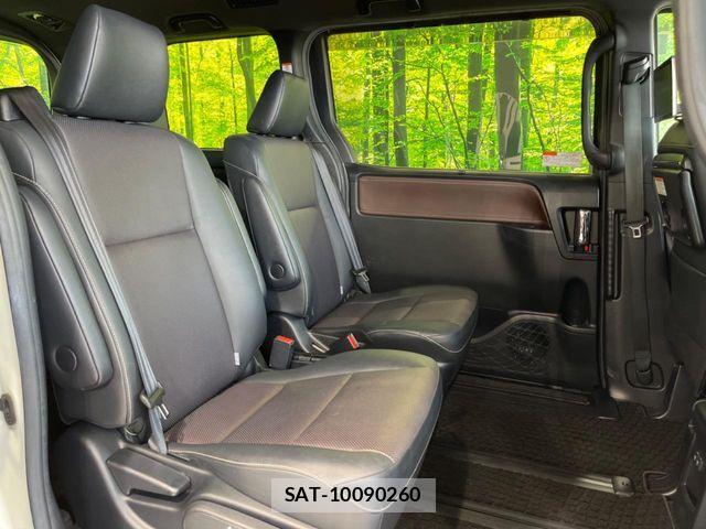 Toyota ESQUIRE 2018-03 6993427-8