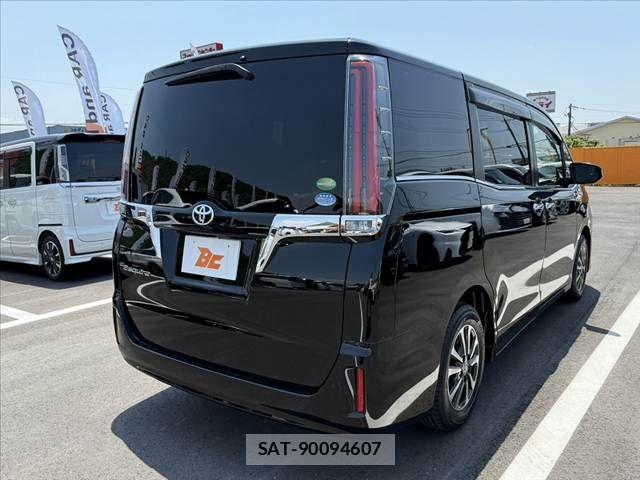 Toyota ESQUIRE 2018-06 6993410-12