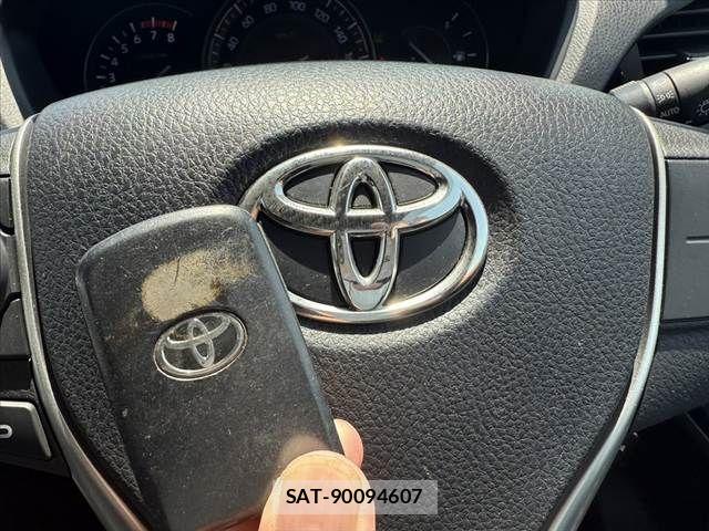 Toyota ESQUIRE 2018-06 6993410-22