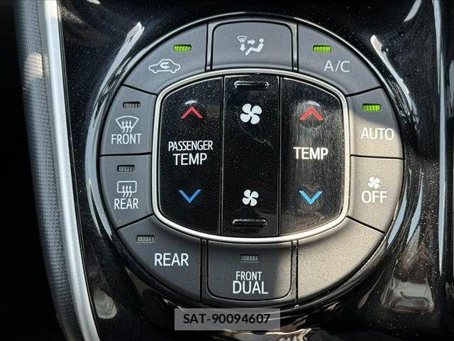 Toyota ESQUIRE 2018-06 6993410-28