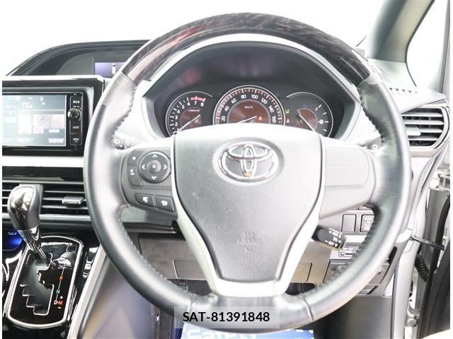 Toyota ESQUIRE 2017-10 6993398-13