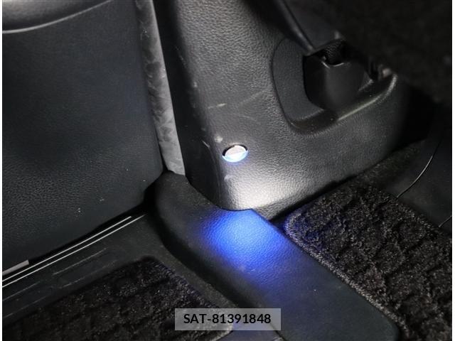 Toyota ESQUIRE 2017-10 6993398-16