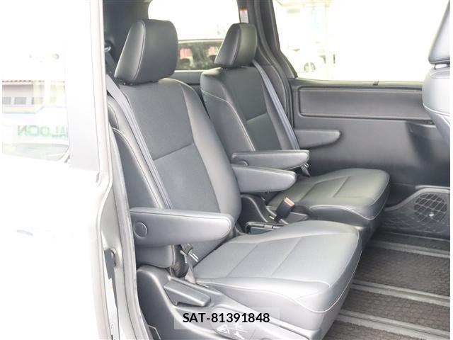 Toyota ESQUIRE 2017-10 6993398-18