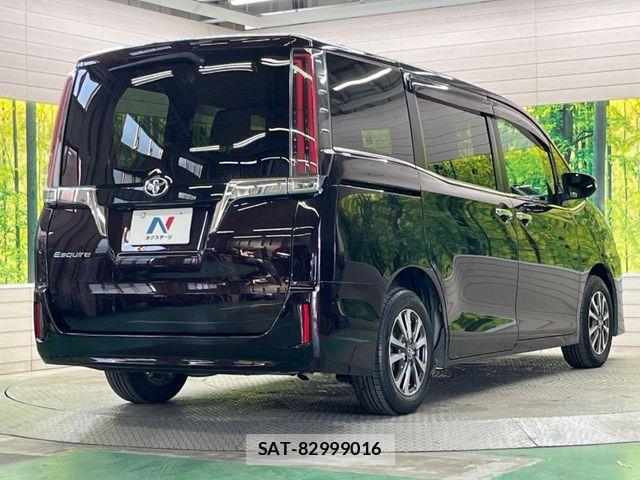 Toyota ESQUIRE 2018-06 7020418-16