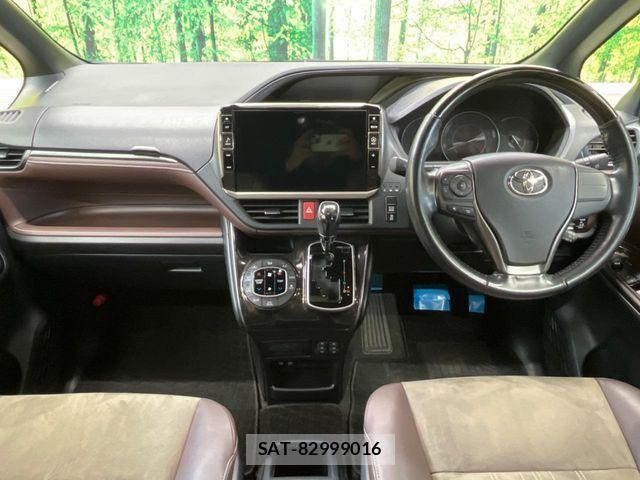 Toyota ESQUIRE 2018-06 7020418-1